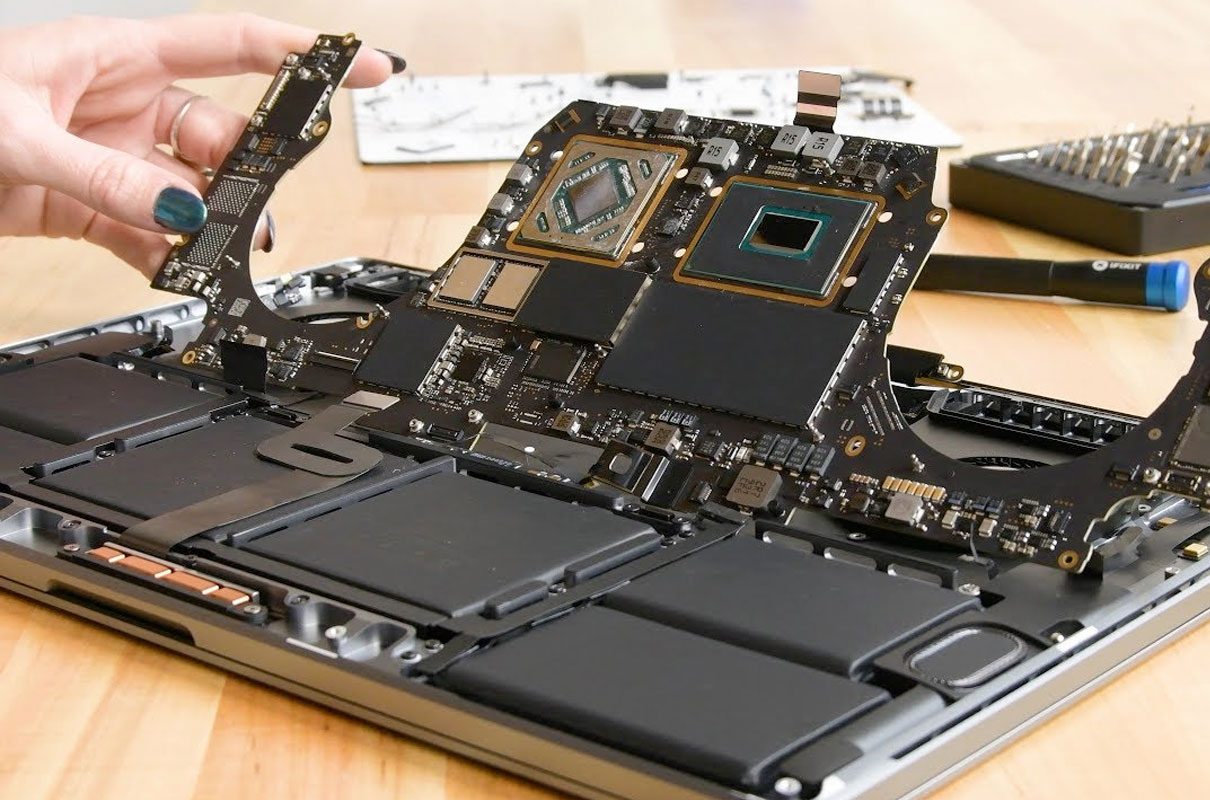 FixitQ8: Kuwait’s Most Trusted Mobile, Laptop, and MacBook Repair Experts