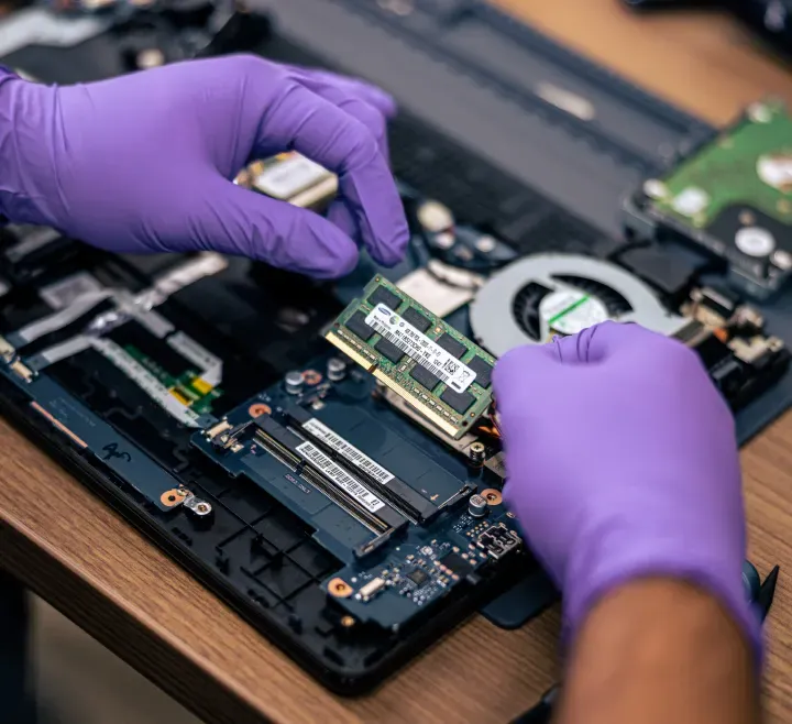 Device Cleaning Services: Prolong Your Tech’s Life